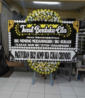 Papan Bunga di Jalan Tb Simatupang