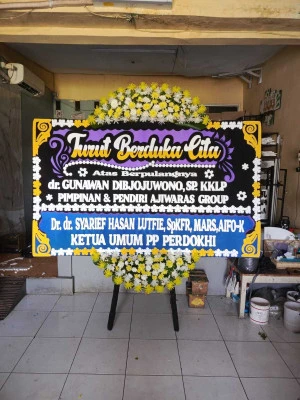 Papan Bunga di Jalan Tb Simatupang